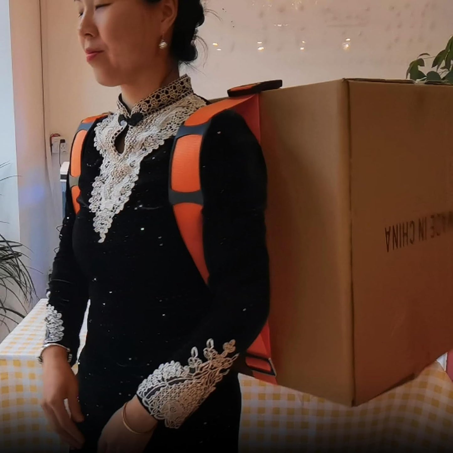 1-2 Person Lifting and Moving Straps Lift,Move and Carry Boxes, Appliances, Furniture - Ideal for Home, Factory, Outdoor Use,or Any Item up to 600 lbs. Safely and Easily Like a Pro, Orange